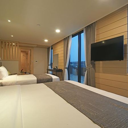 I-Jin Hotel Csedzsu Kültér fotó