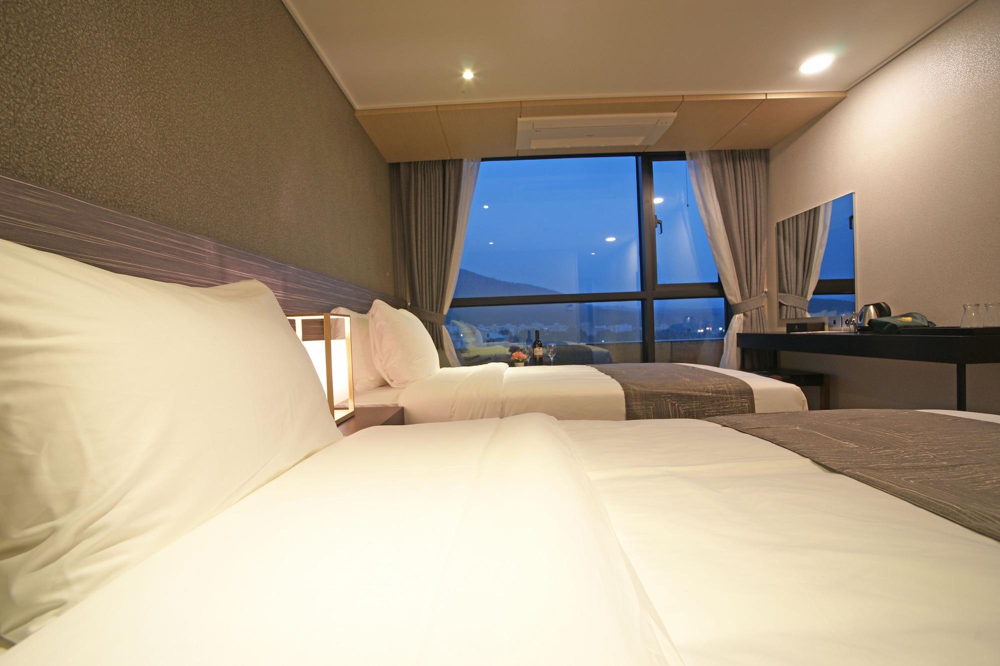 I-Jin Hotel Csedzsu Kültér fotó