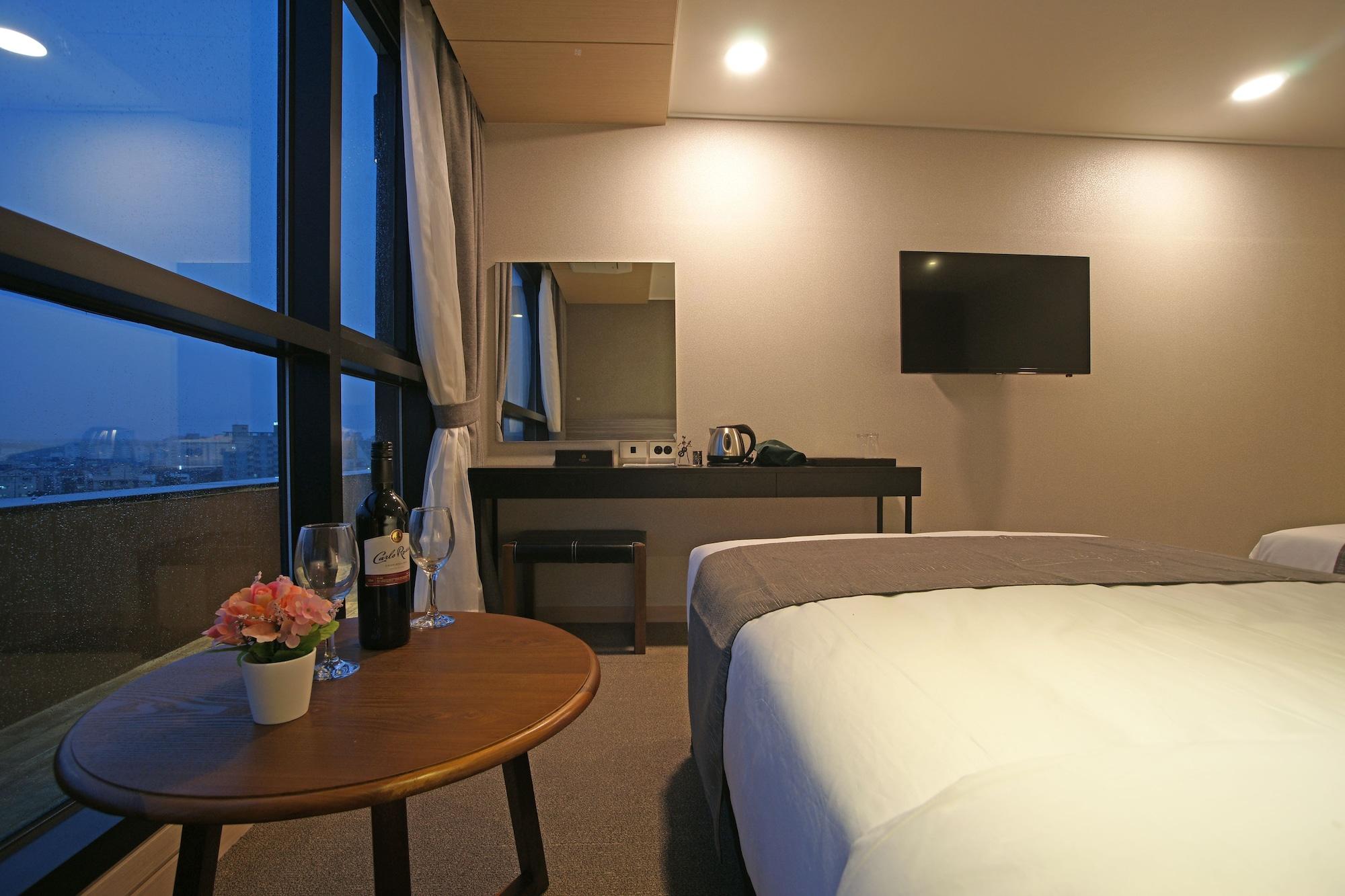 I-Jin Hotel Csedzsu Kültér fotó