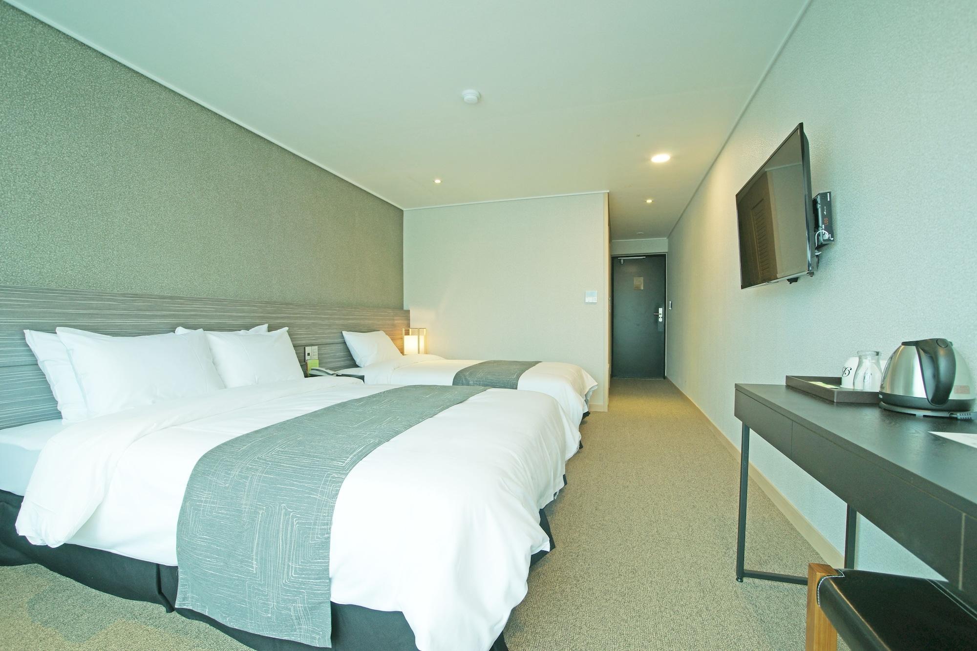 I-Jin Hotel Csedzsu Kültér fotó