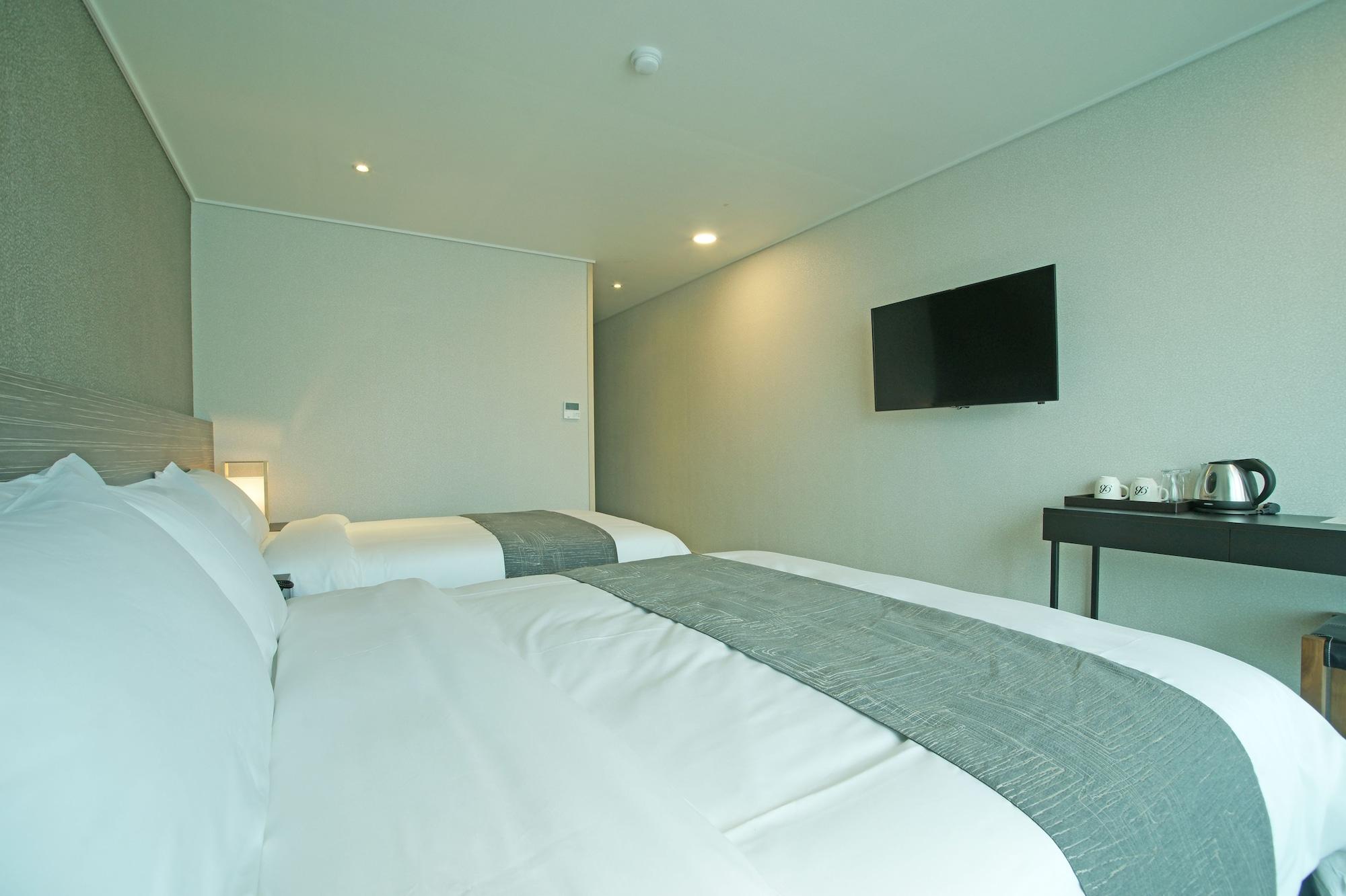 I-Jin Hotel Csedzsu Kültér fotó
